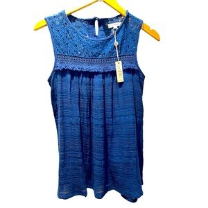 Max Studio Sleeveless Tank Top eyelet Laced top NWT - Small, Blue